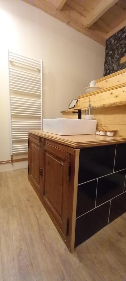 Appartement De Charme Dans Une Maison Isolee Presilly  Εξωτερικό φωτογραφία